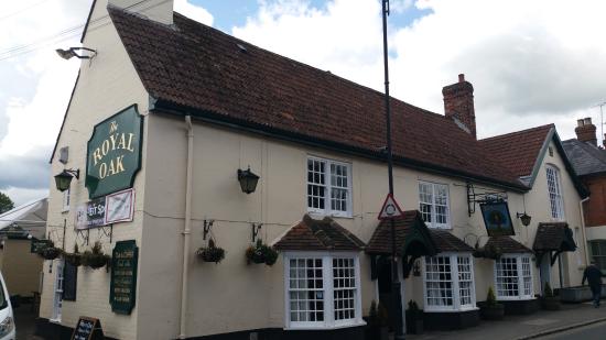 Hungerford Arcade Blog Royal Oak, Pewsey August 2017