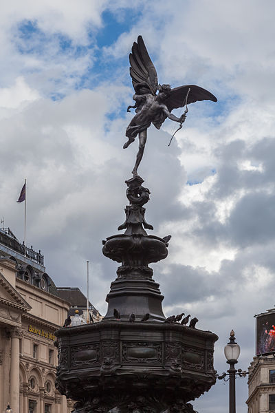 Hungerford Arcade The Piccadilly Saucer March 2019